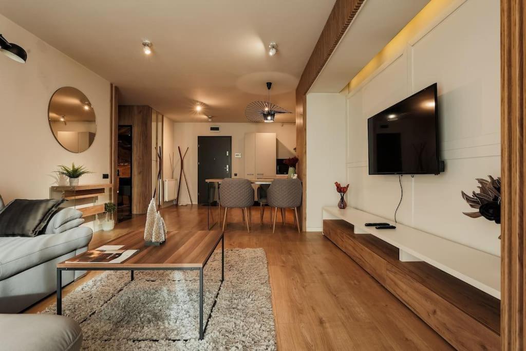 Nest Inn Magic Apartment Kluž Exteriér fotografie